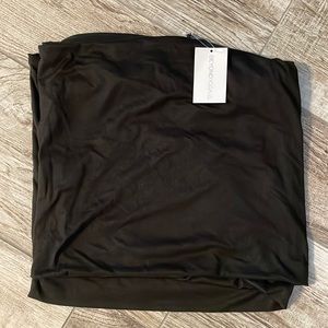 Beyond Yoga Pocket Infinity Scarf